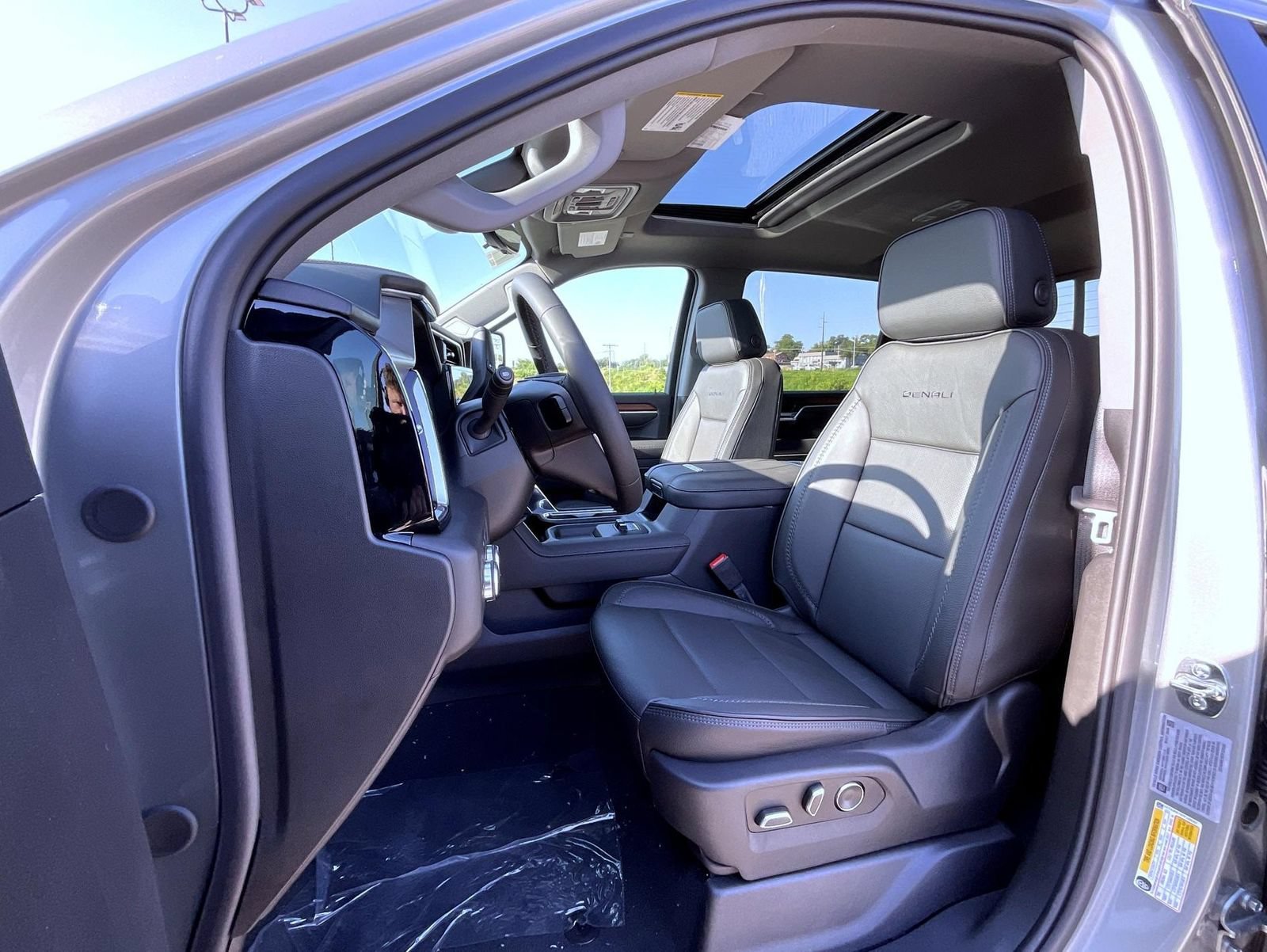 2026 GMC Sierra 2500HD Denali - Photo 10