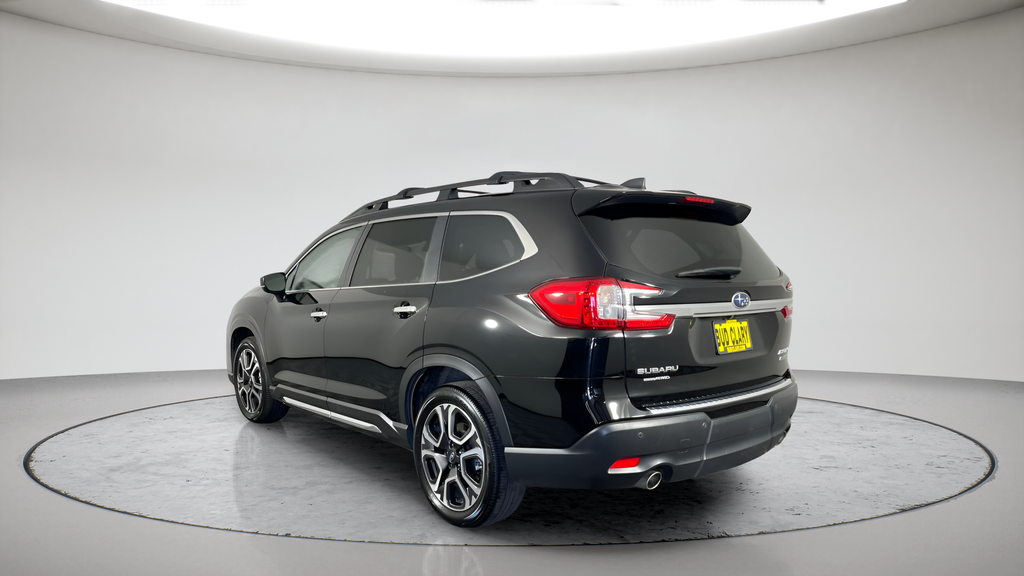 Used 2025 Crystal Black Silica Subaru Touring image 14