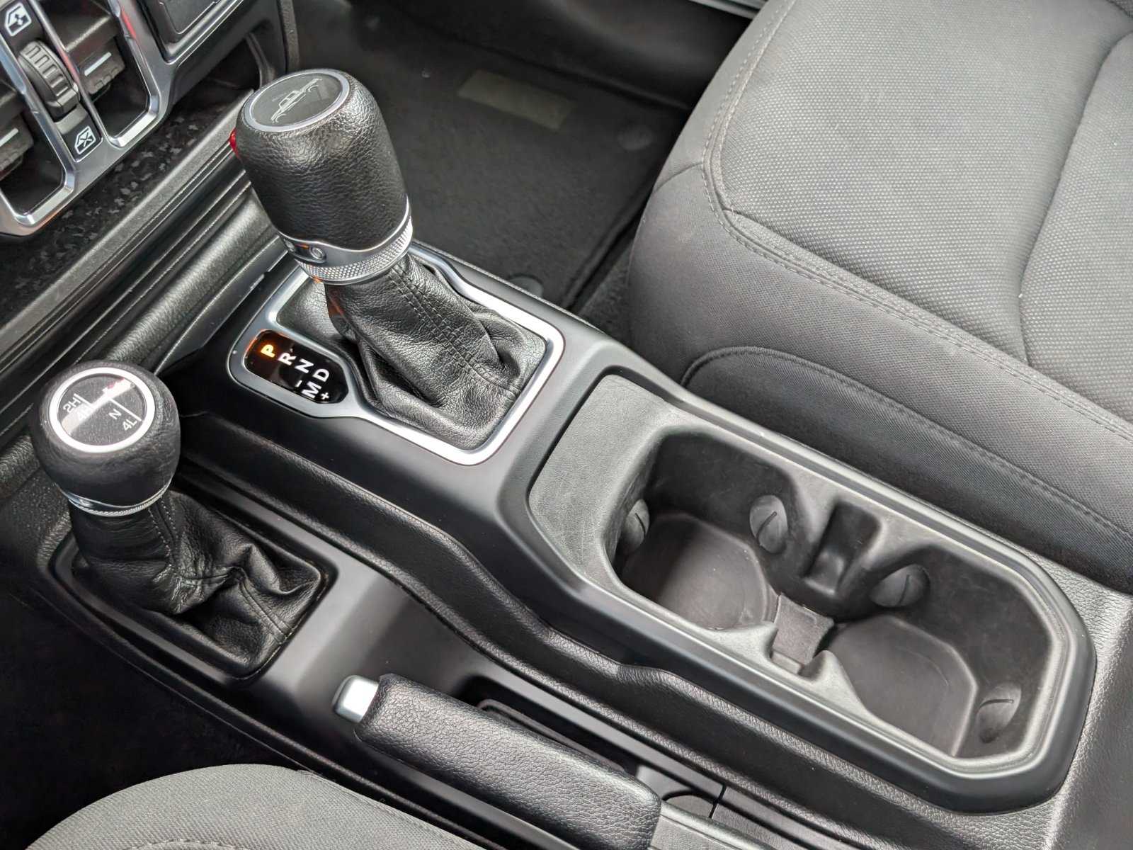 2023 Jeep Gladiator Sport S - Photo 18