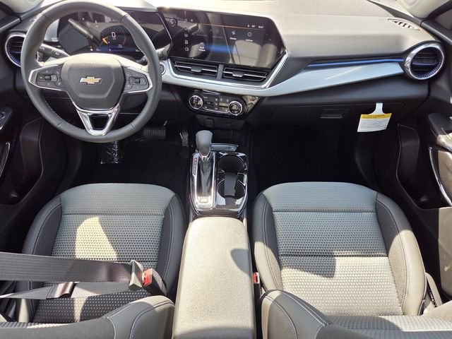 2026 Chevrolet Trax LT - Photo 9