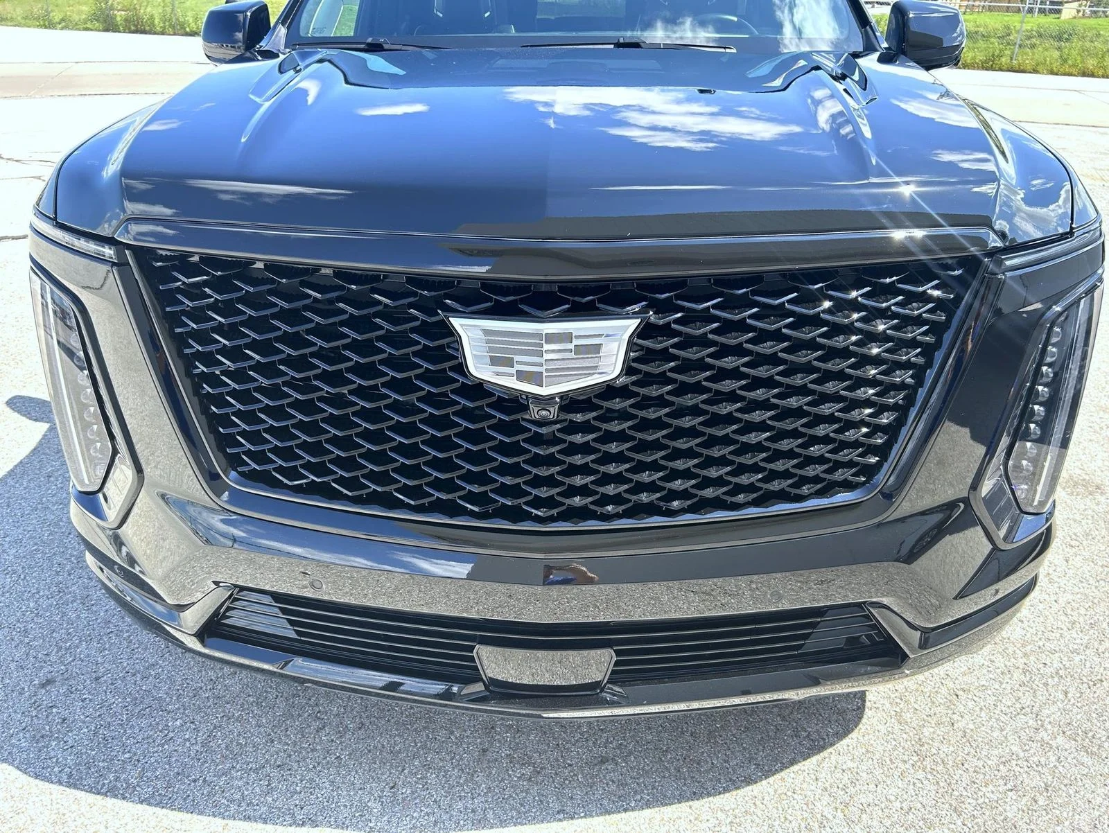 Certified Used 2025 Black Cadillac Sport Platinum image 9