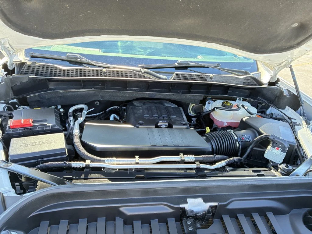 Used 2022 SUMMIT WHITE GMC SLE image 14