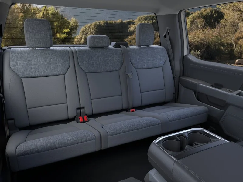 New 2026 Oxford White Ford XLT image 34