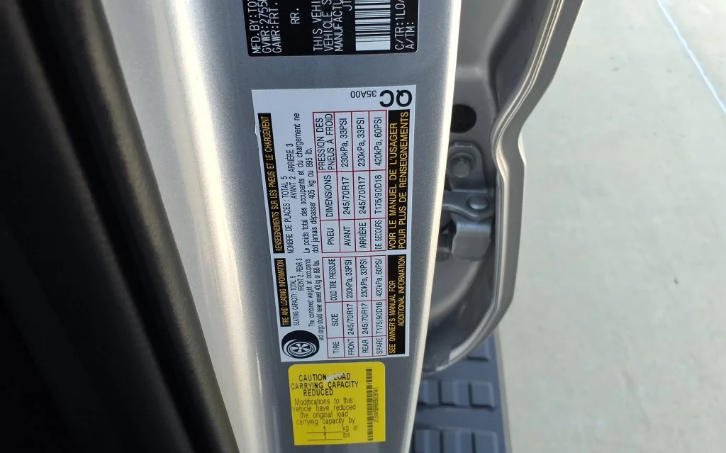 Used 2025 Silver Toyota SR5 image 30
