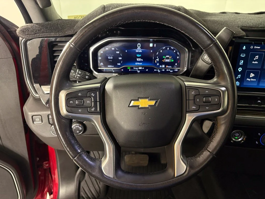 Used 2022 Red Chevrolet LT image 22