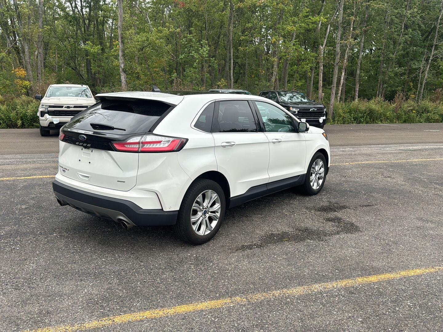 Used 2021 Star White Metallic Tri-Coat Ford Titanium image 9