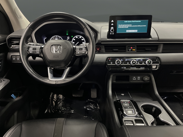 Used 2023 Black Honda Touring image 5