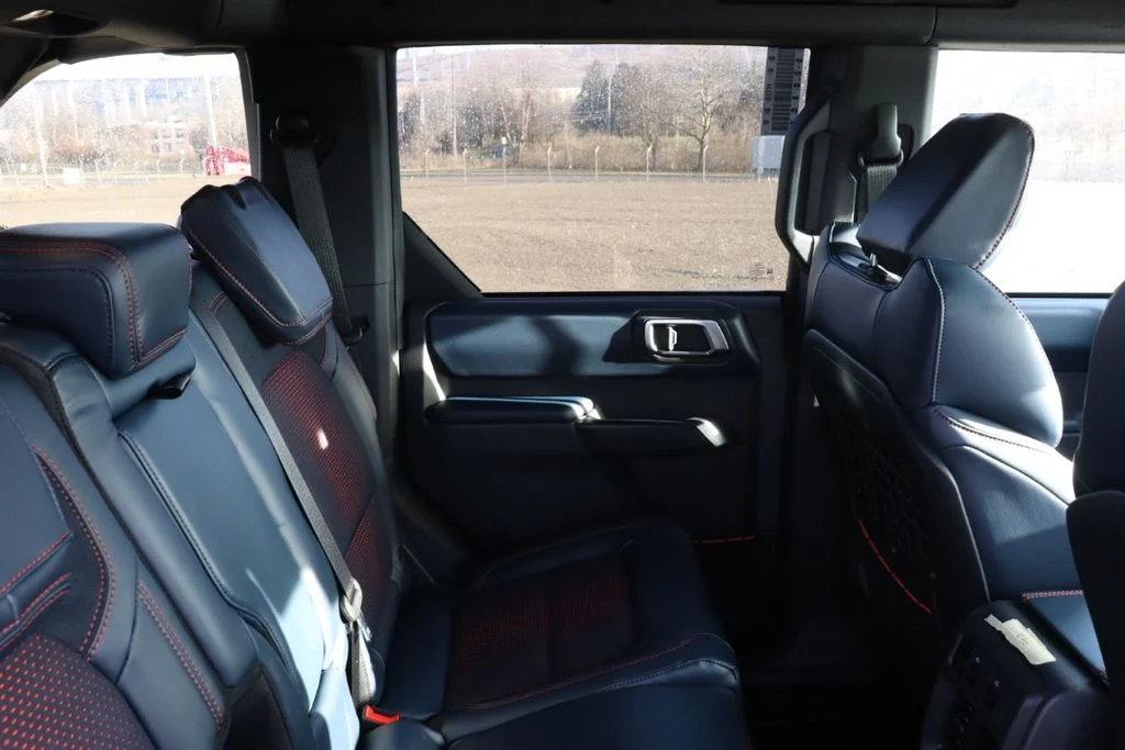 New 2025 Shelter Green Metallic Ford Raptor® image 18