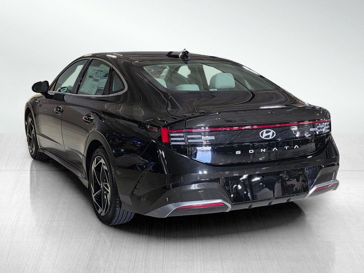 New 2026 Abyss Black Hyundai SEL Sport image 5