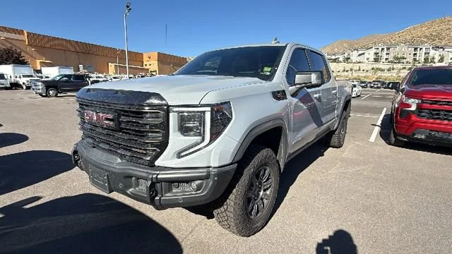 2024 GMC Sierra 4WD Crew Cab Short Box AT4X's photo