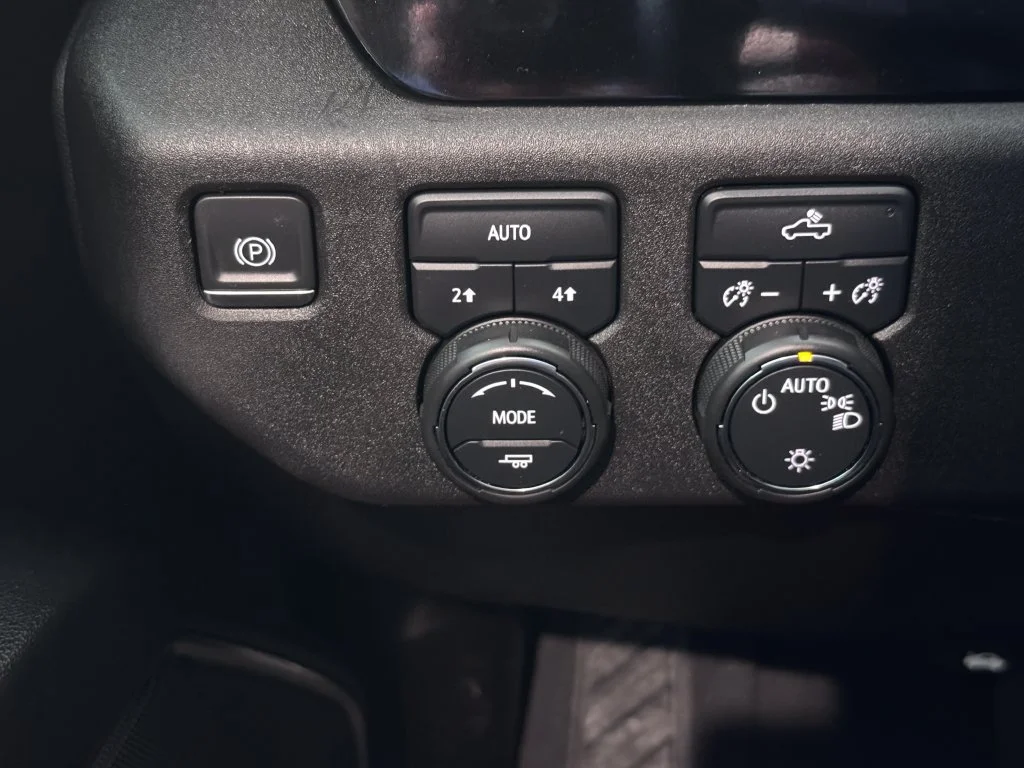 2024 Chevrolet Silverado 1500 LT - Photo 24