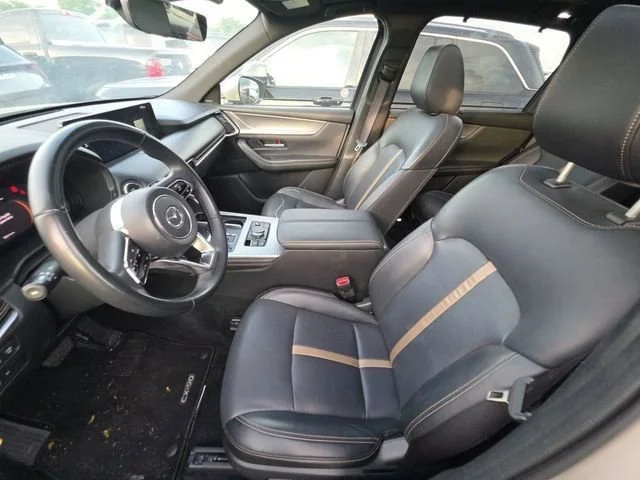 Used 2025 Platinum Quartz Mazda Premium Plus Package image 6