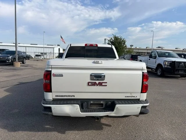 Used 2015 White Diamond Tricoat GMC Denali image 6