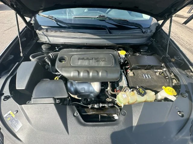 Used 2020 Black Jeep Latitude Plus image 28