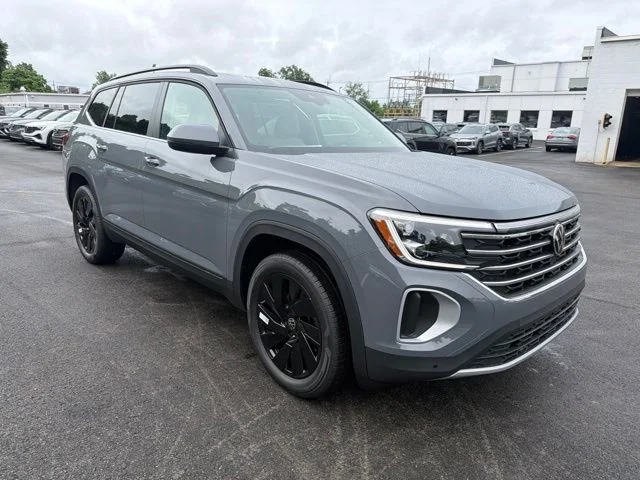 New 2026 Gray Volkswagen 2.0T SE w/Technology image 3