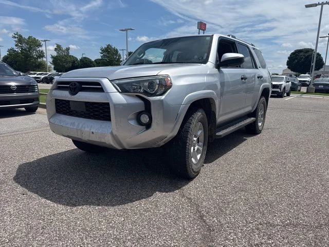 Used 2020 Silver Toyota SR5 image 3