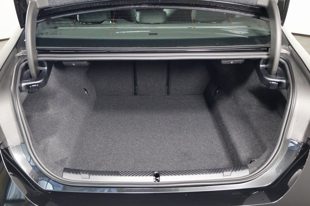 2026 BMW M5 M5 - Photo 8