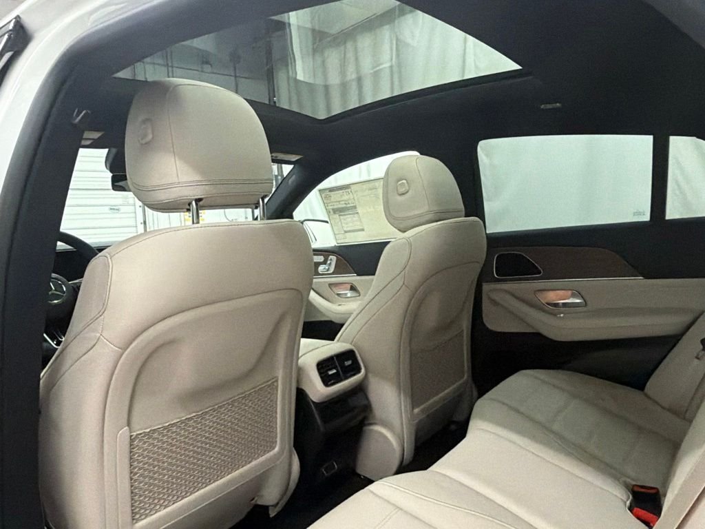 New 2026 Polar White Mercedes-Benz GLE 450 image 18
