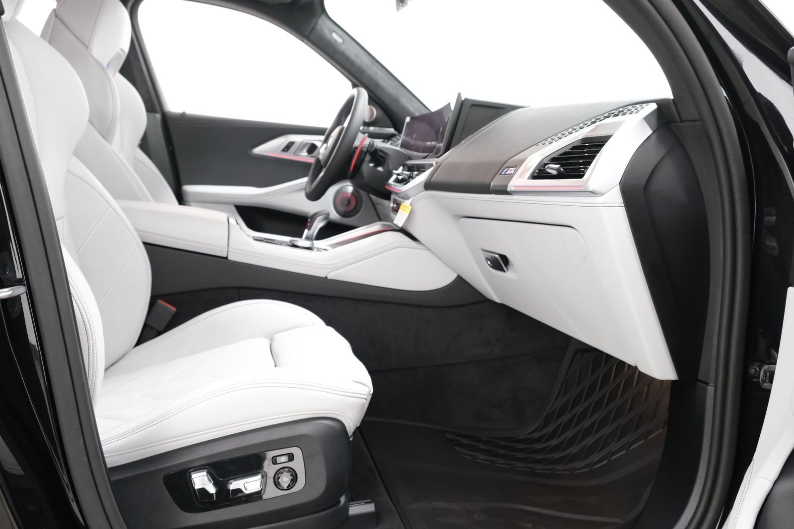 New 2026 Black Sapphire Metallic BMW Label image 72