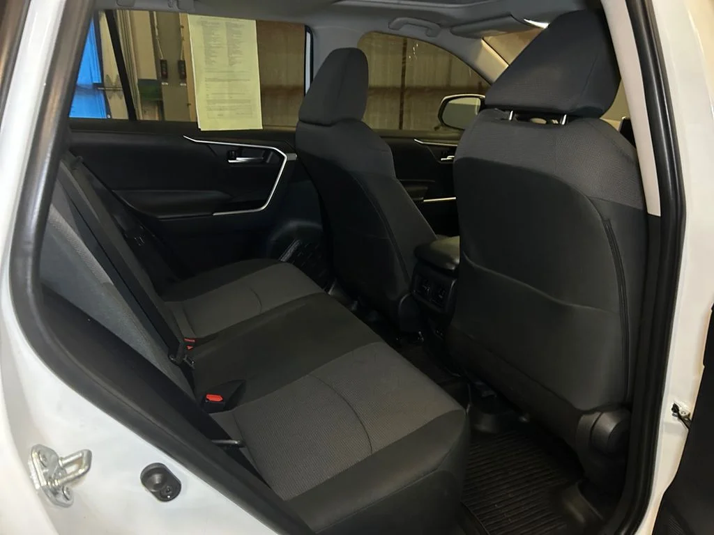 Used 2024 Ice Cap Toyota XLE image 17
