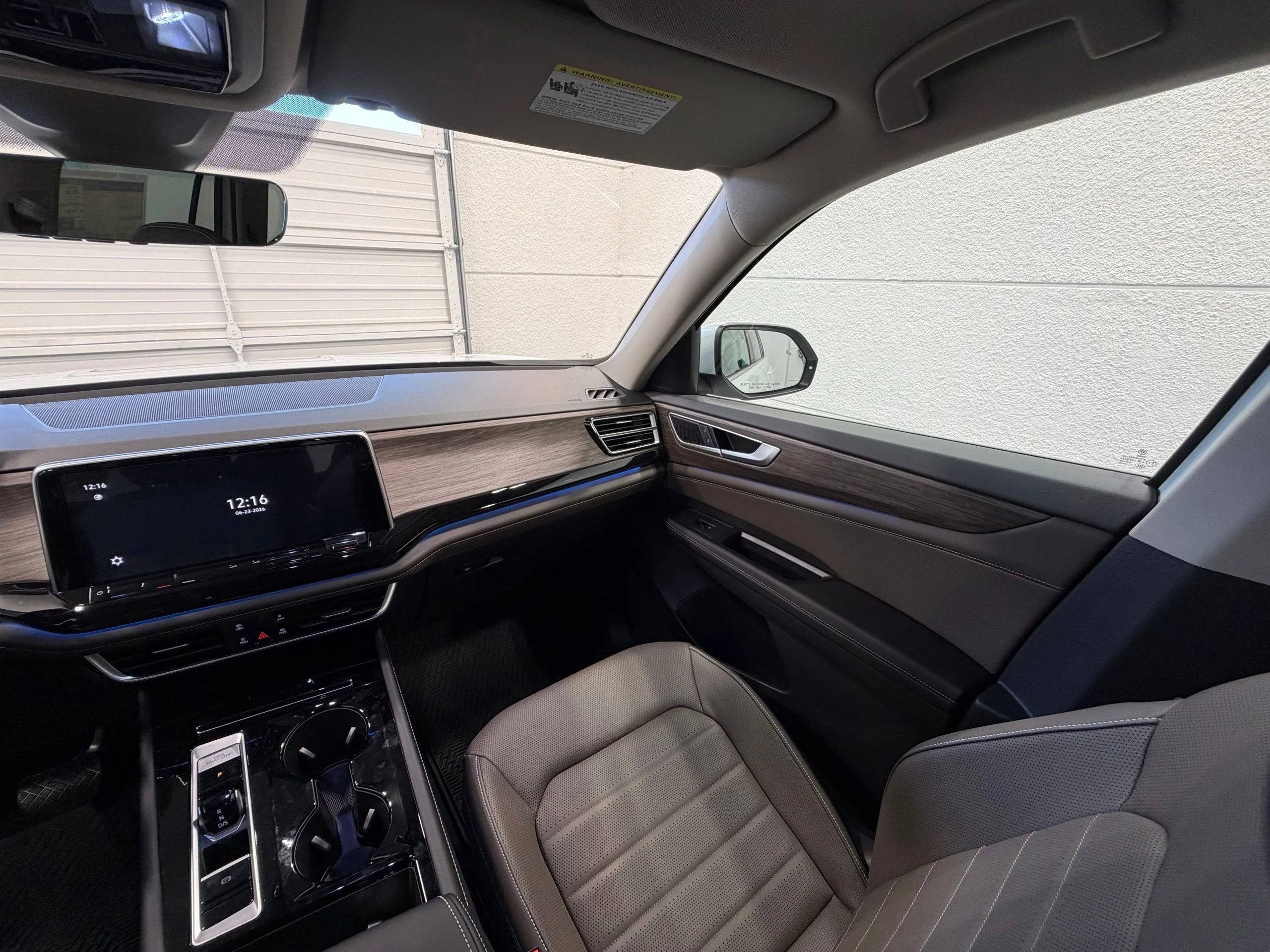 New 2026 White Volkswagen 2.0T SEL image 36