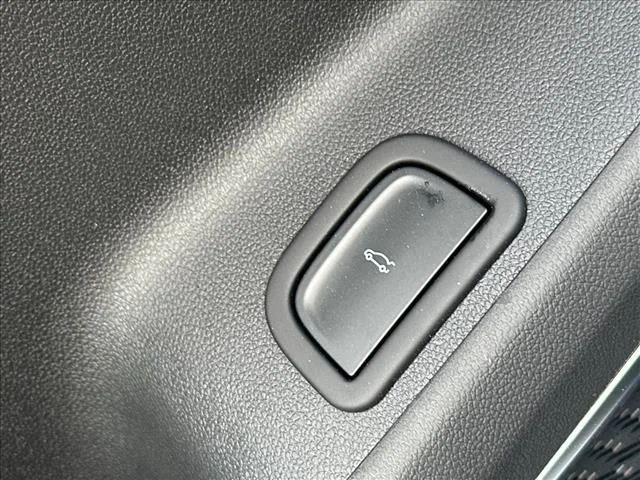 Used 2026 Blue Buick Preferred image 20