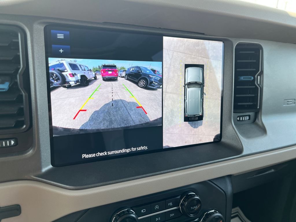 Used 2024 Gray Ford Wildtrak image 19