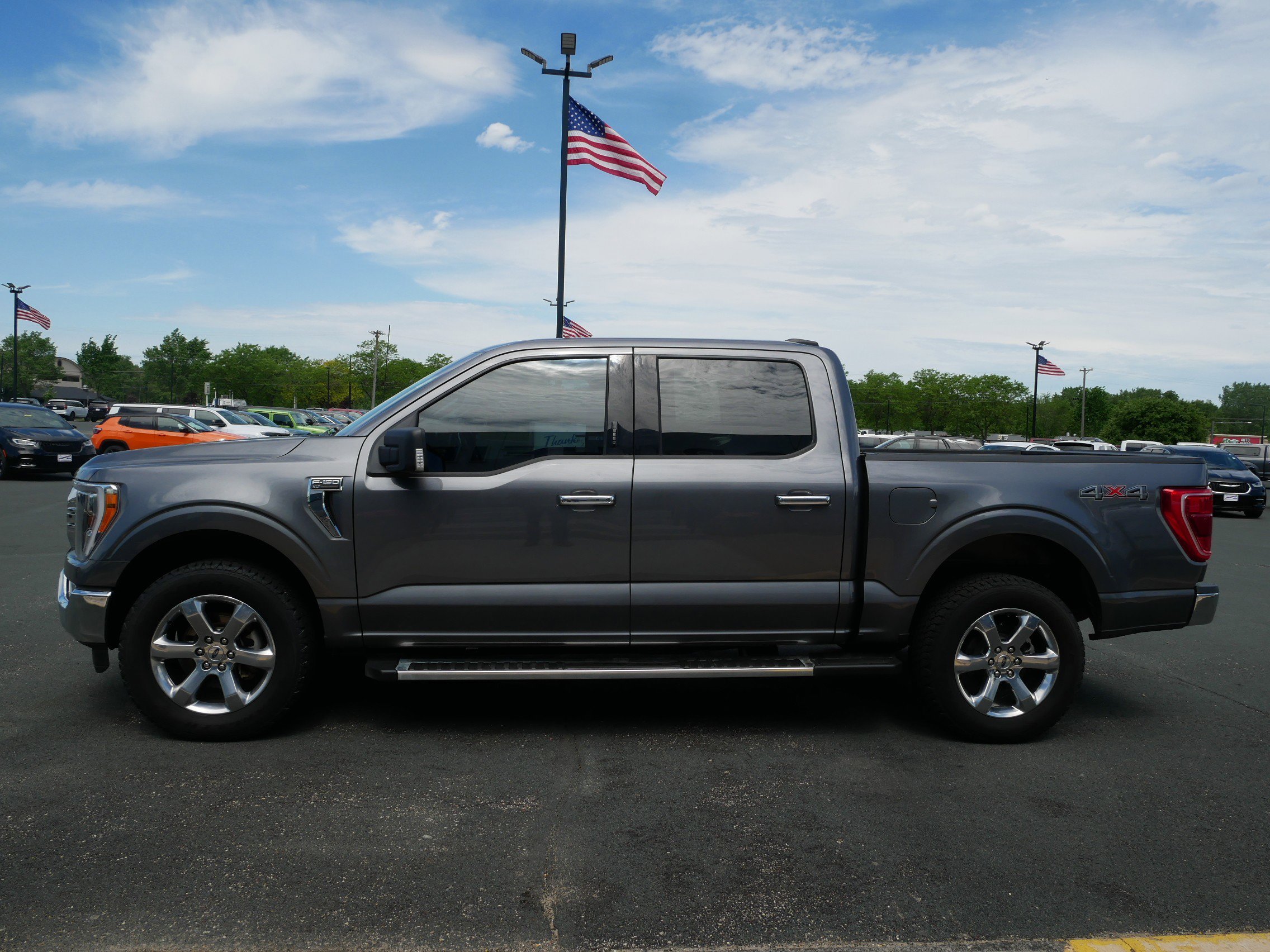 Used 2022 Gray Ford XLT image 5