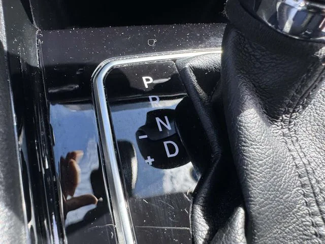 Used 2023 White Jeep Limited image 31
