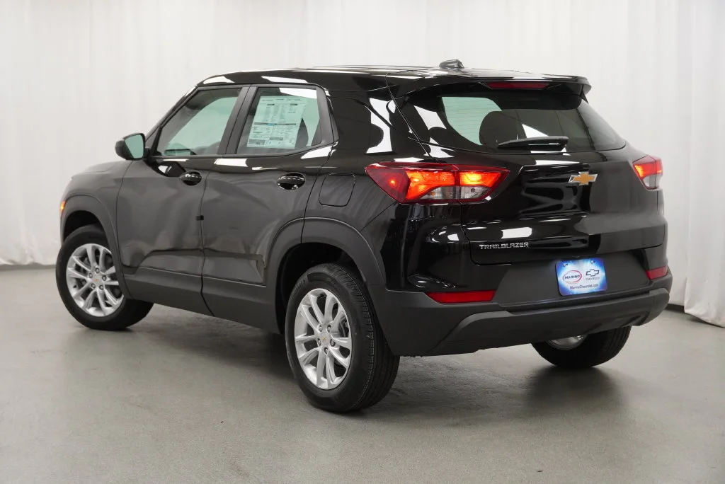 New 2026 Mosaic Black Metallic Chevrolet LS image 17