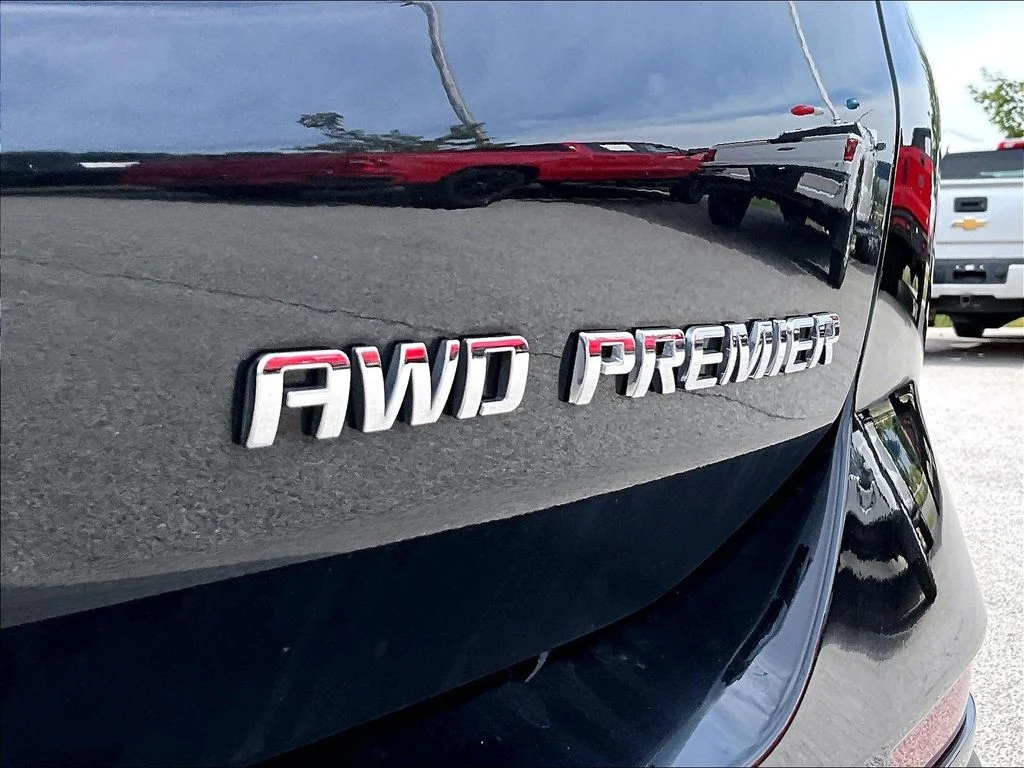Used 2023 Black Chevrolet Premier image 9