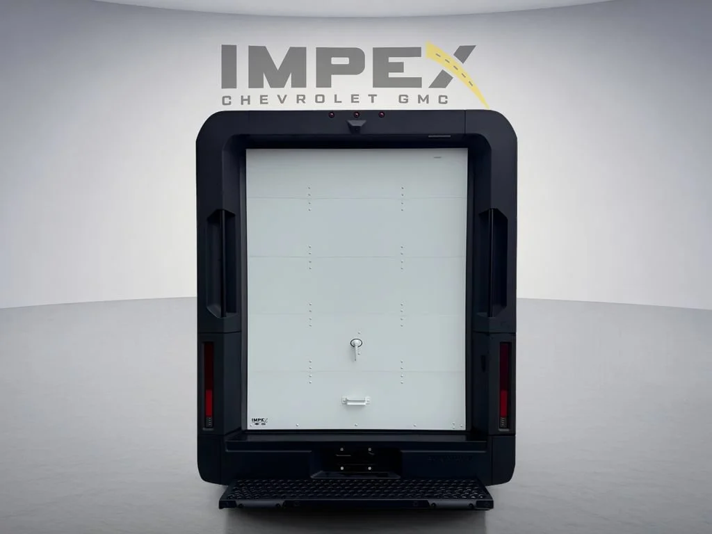 Used 2024 Oyster White BrightDrop EJY image 4