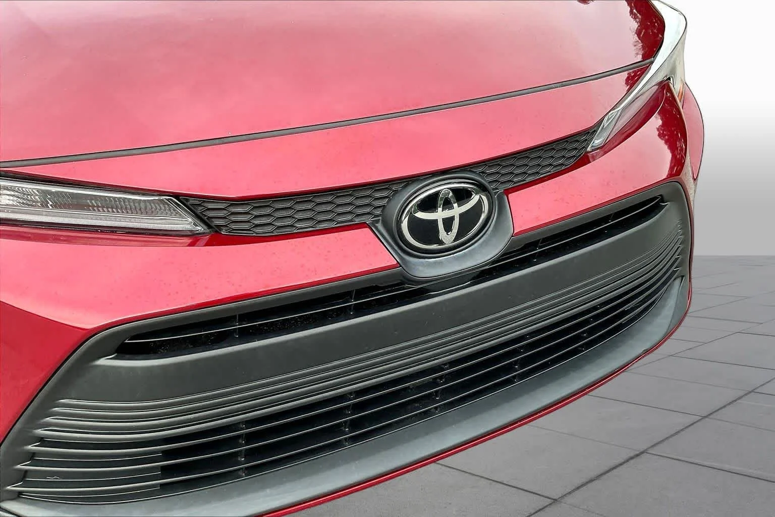 Used 2024 Ruby Flare Pearl Toyota LE image 29
