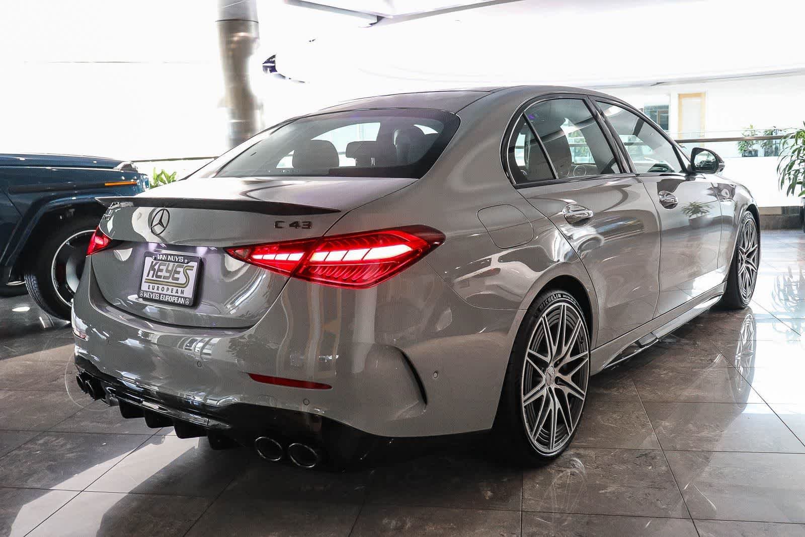 New 2026 MANUFAKTUR Alpine Grey Mercedes-Benz AMG® C 43 image 4