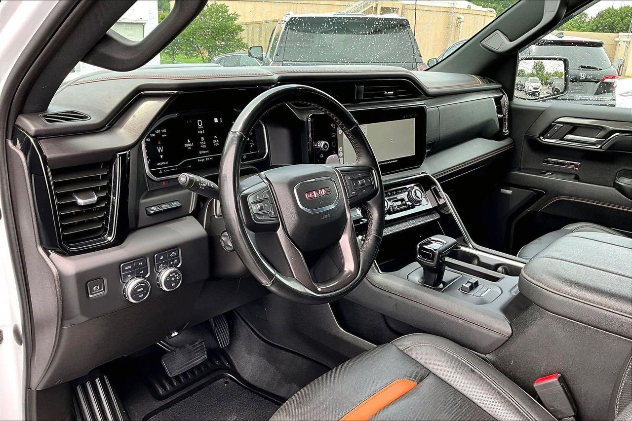 Used 2023 Summit White GMC AT4 image 19