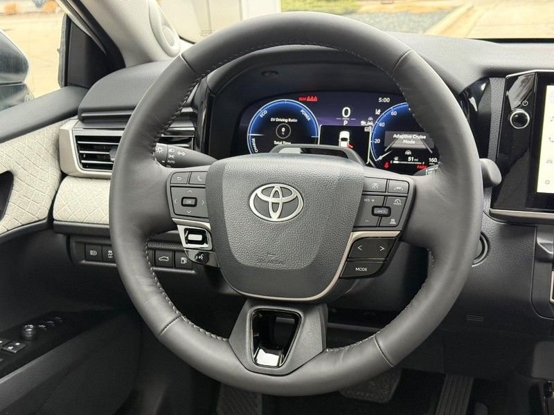 2026 Toyota Camry XSE - Photo 8