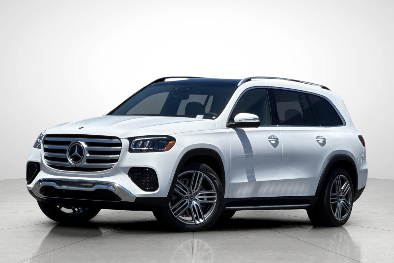 New 2026 Polar White Mercedes-Benz GLS 450 image 1
