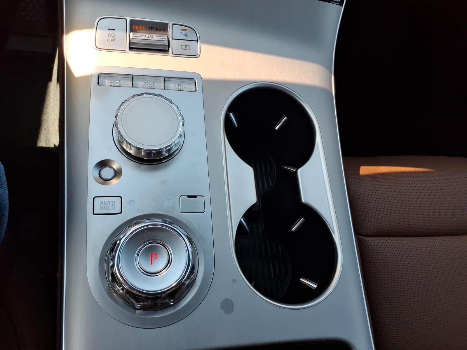 New 2026 White Genesis 2.5T ADVANCED image 23