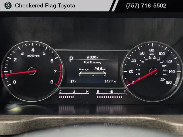 Used 2022 Aruba Green Kia S image 17
