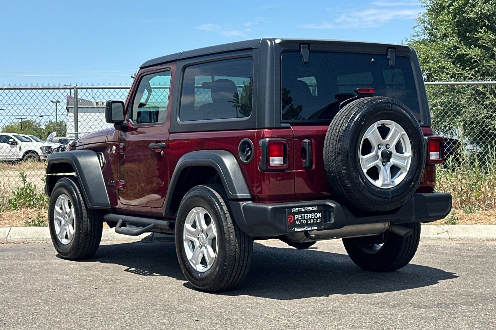 Used 2021 Red Jeep Sport S image 6