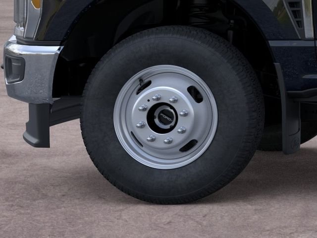 New 2026 Agate Black Metallic Ford  image 19