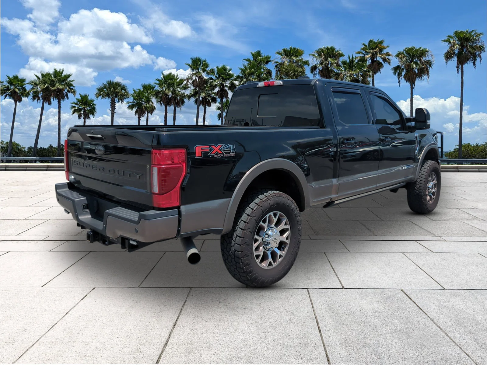 Used 2022 Agate Black Metallic Ford King Ranch image 8