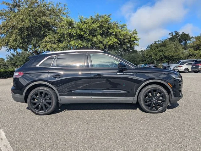 Used 2022 Infinite Black Metallic Lincoln Reserve image 2