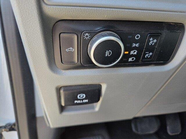 Used 2024 Oxford White Ford XLT image 13