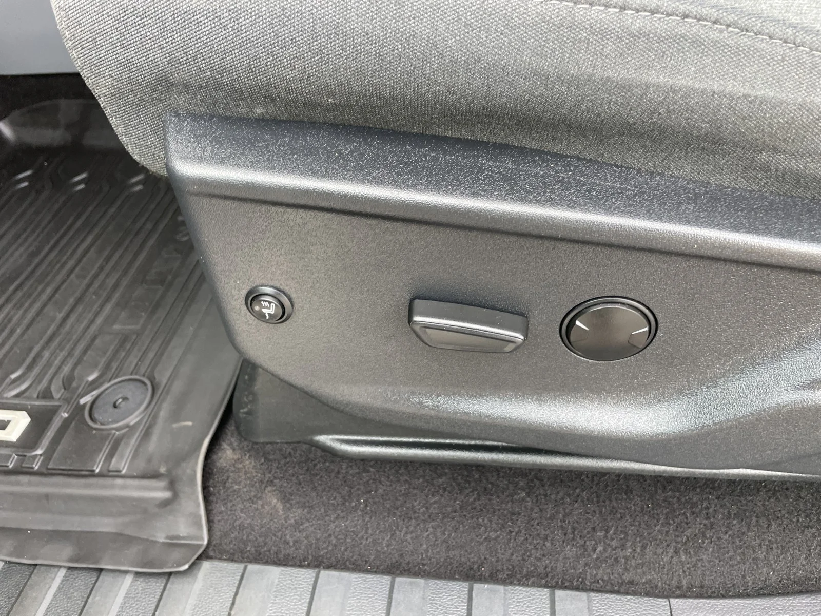 Used 2024 Carbonized Grey Metallic Ford XLT image 17