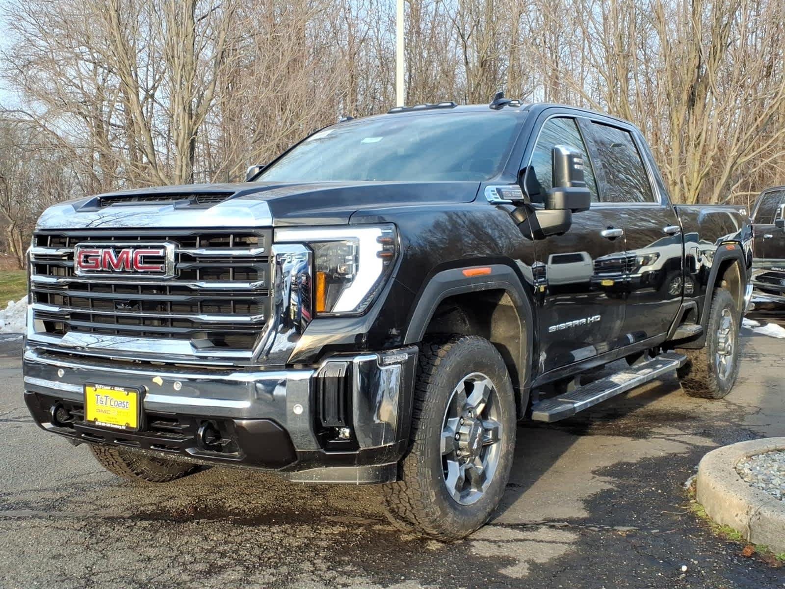 New 2026 Onyx Black GMC SLT image 3