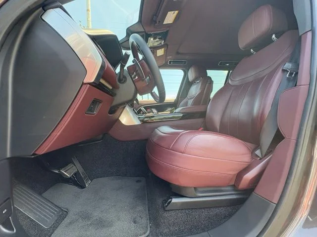 Certified Used 2023 Gray Land Rover SE image 14