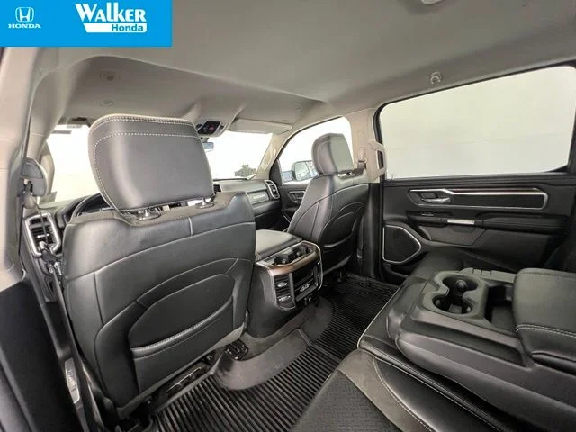 Used 2022 Silver Ram Laramie image 15