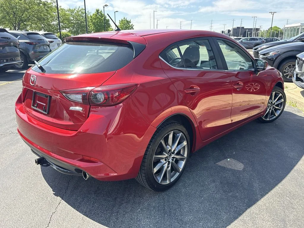 Used 2018 Red Mazda Touring image 3