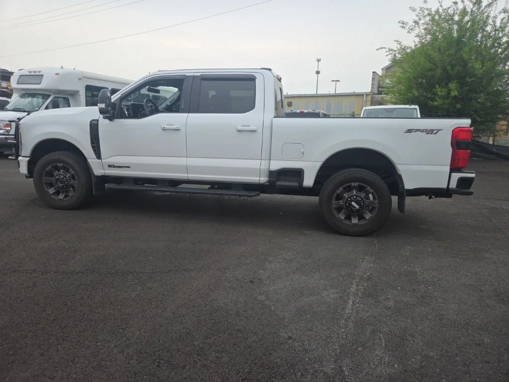 Used 2024 White Ford Lariat image 6
